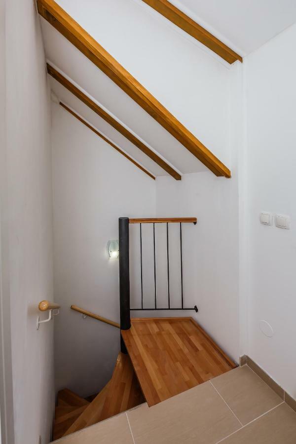 Apartman Mare Kaštela Zewnętrze zdjęcie